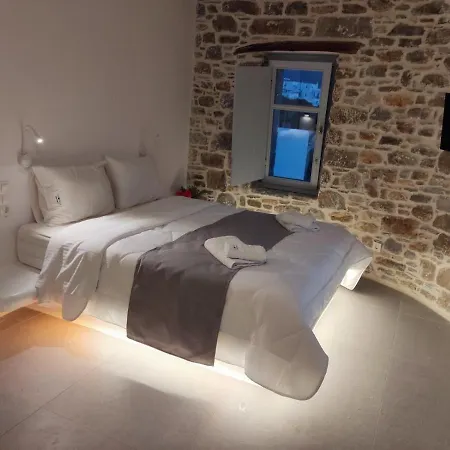 Thomas On The Appartamento *