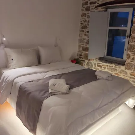 Thomas On The * Katápola