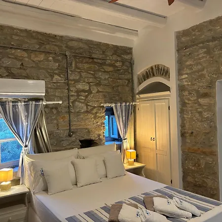 Thomas On The Appartamento *