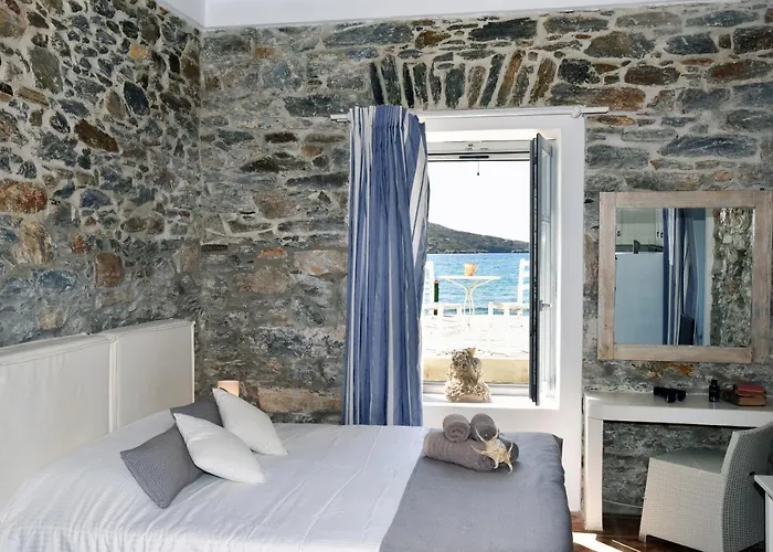 Thomas On The アパート *