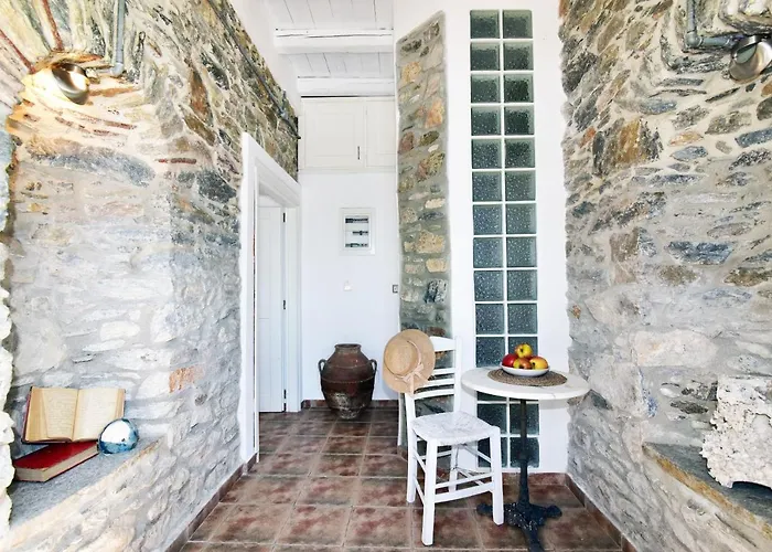 Thomas On The アパート *