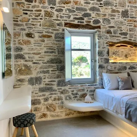 Thomas On The Appartement