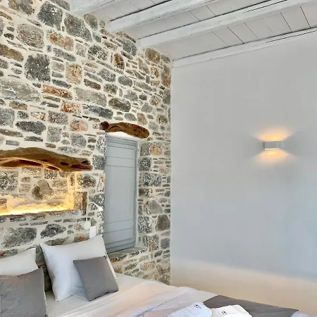 Thomas On The Appartement *