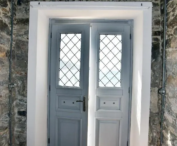 Thomas On The Apartamento Katápola