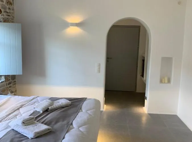 Thomas On The Appartement