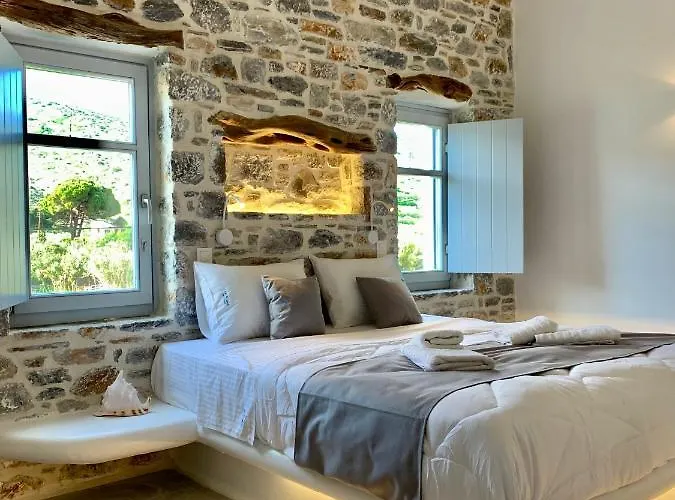 Thomas On The Apartamento Katápola