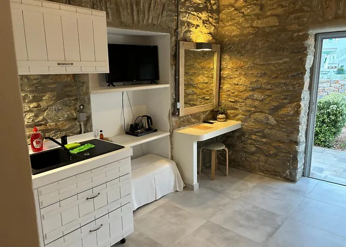 Thomas On The Apartamento *