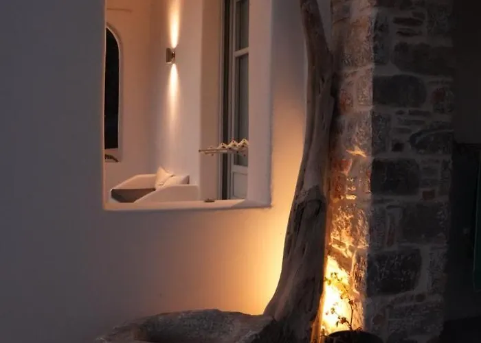 Thomas On The Katápola