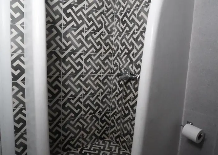 Thomas On The * Katápola